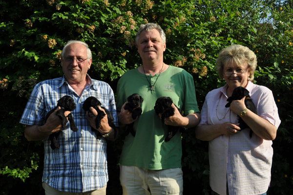 280512 Mona Welpen 052